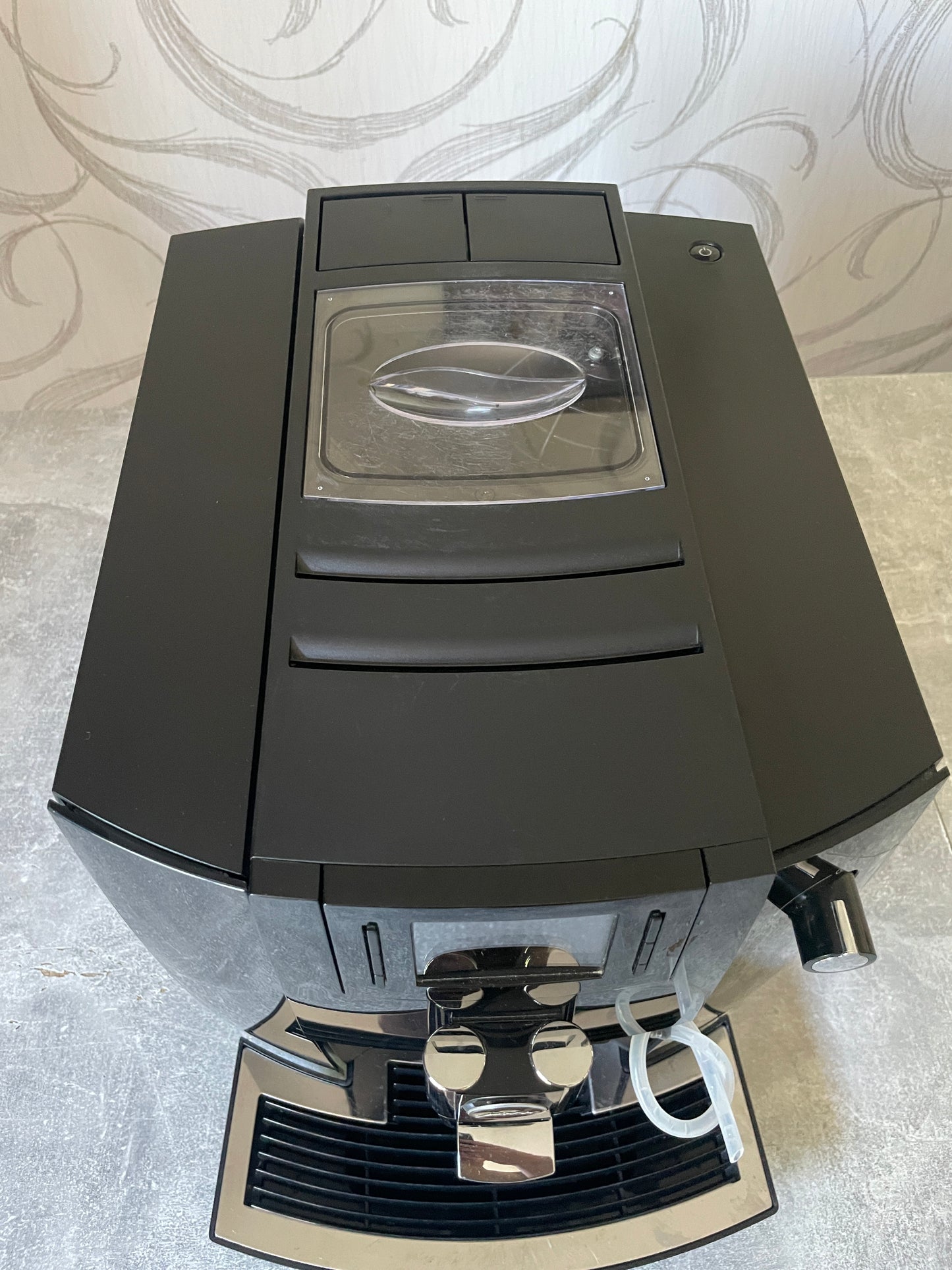 Jura Impressa E60 mit Cappuccinatore