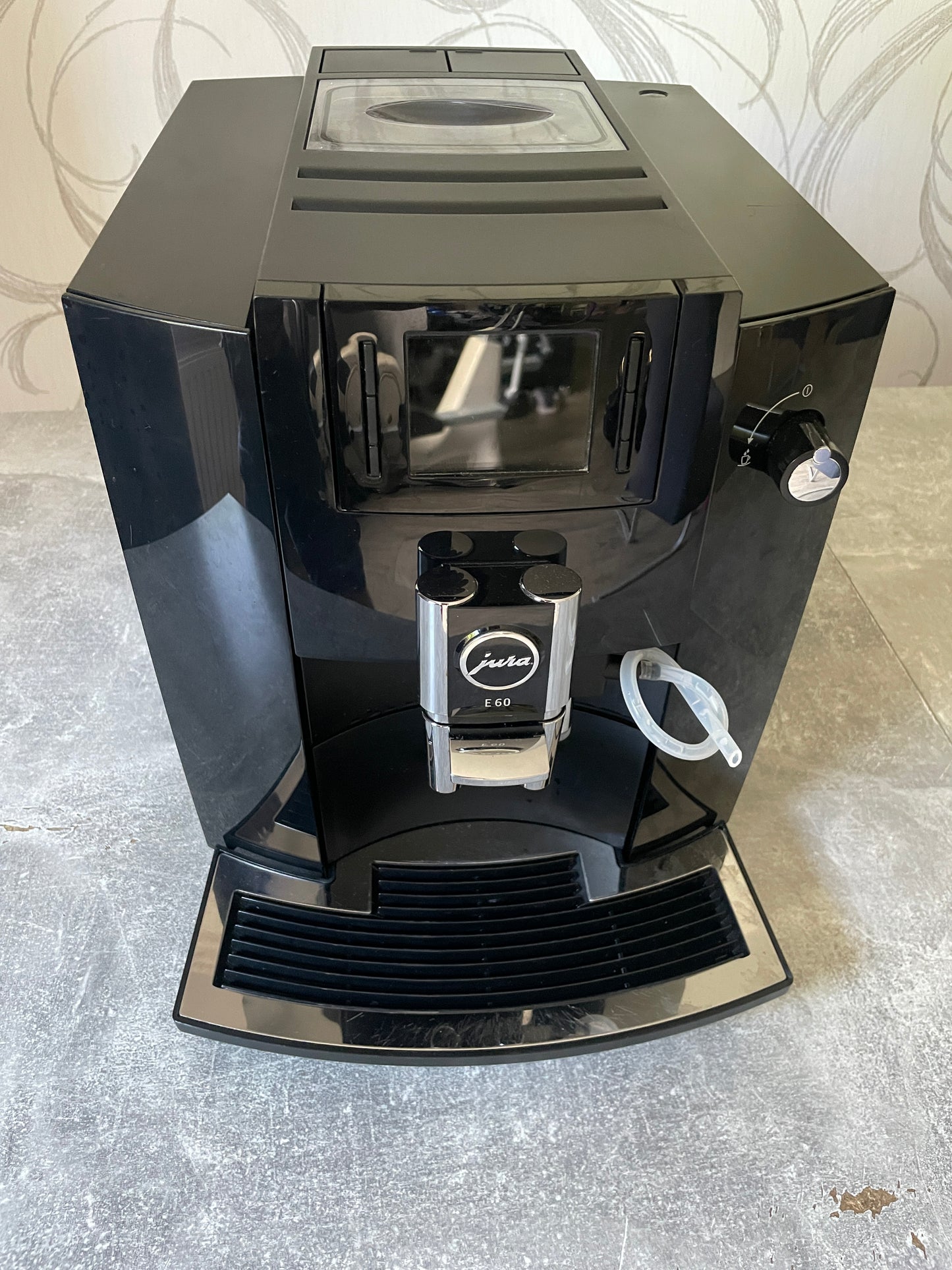 Jura Impressa E60 mit Cappuccinatore
