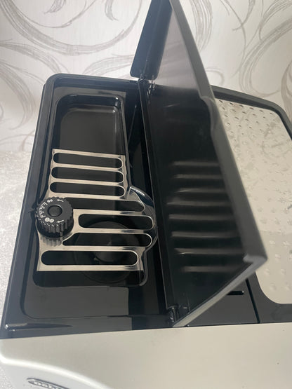DeLonghi ESAM 4200 S.