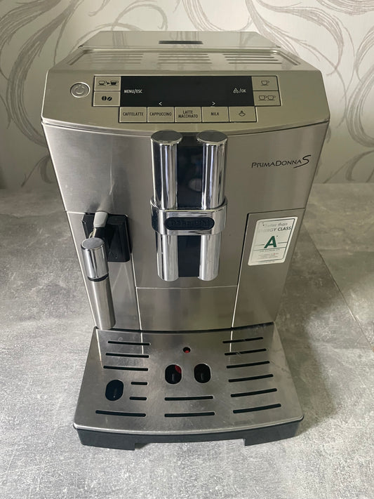 DeLonghi ECAM 28.466 MB mit Milchbehälter