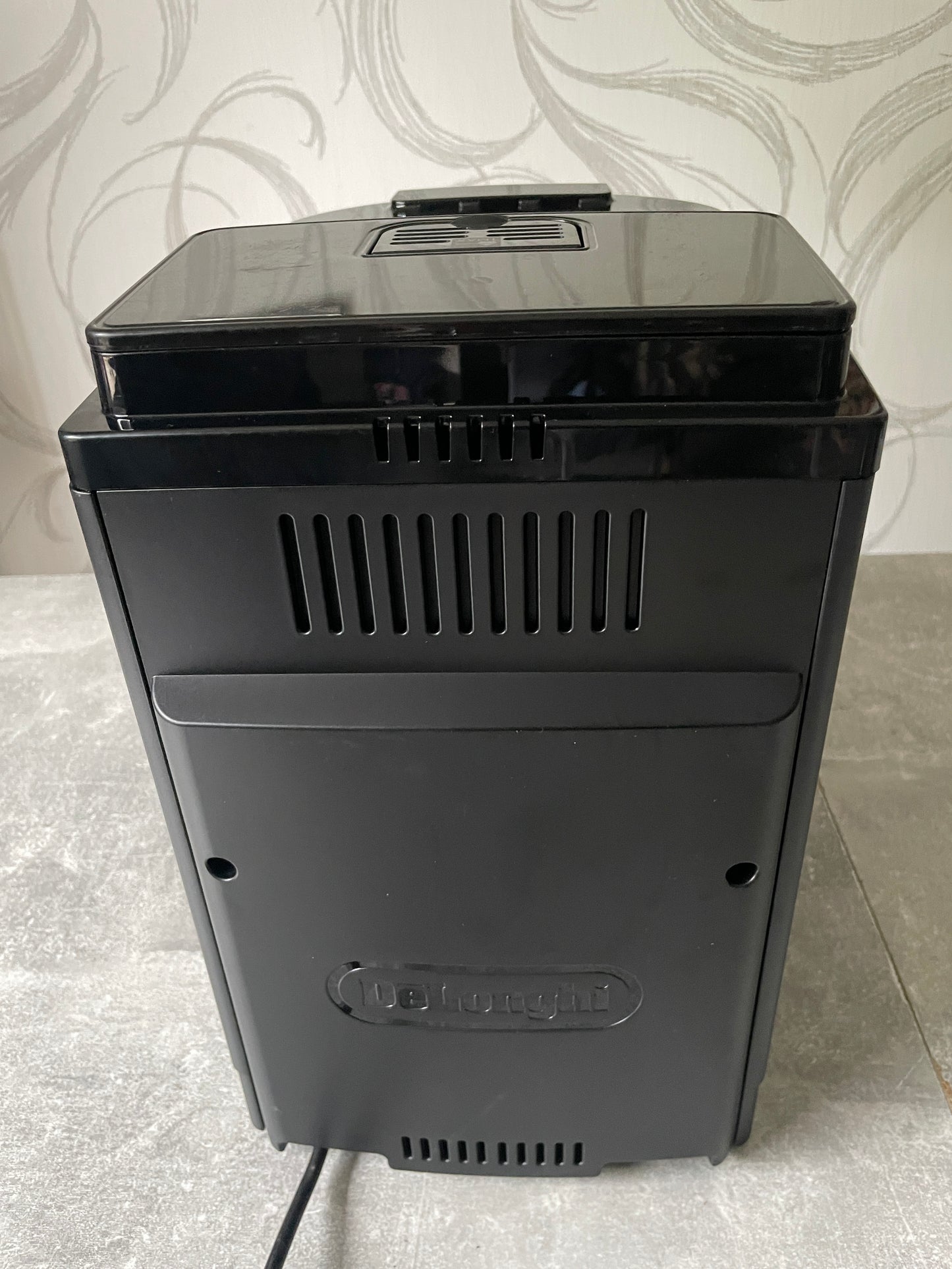 DeLonghi Magnifica Start ECAM 220.60. B