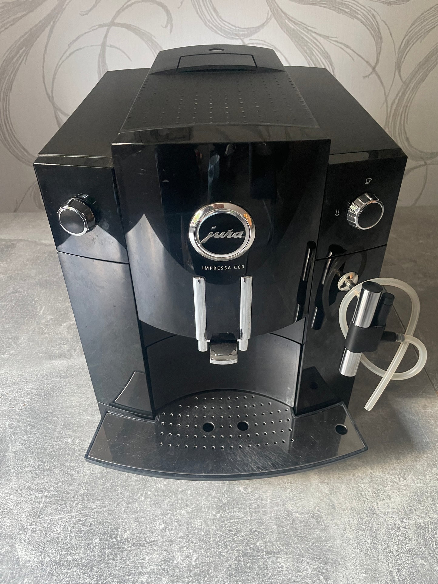Jura Impressa C60 mit Cappuccinatore