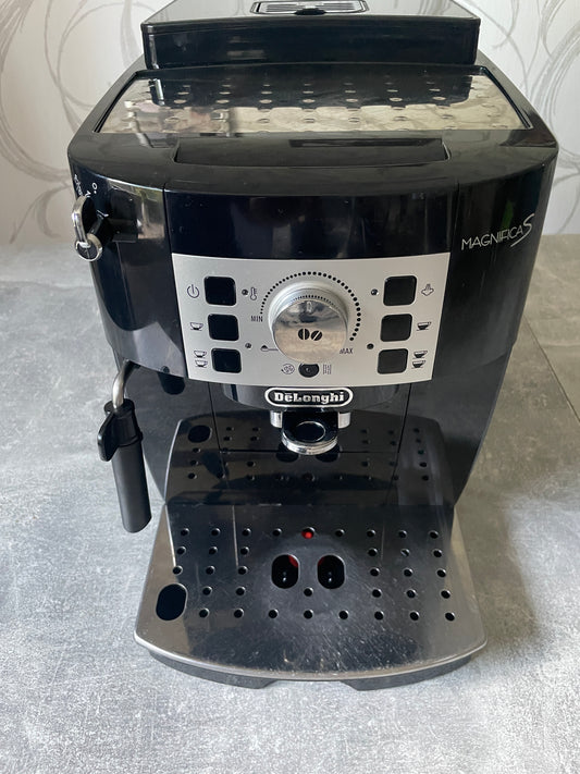 DeLonghi ECAM 21.110 B