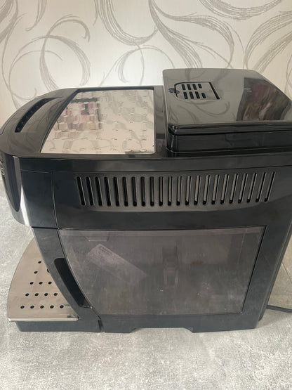 DeLonghi ECAM 21.118 B.