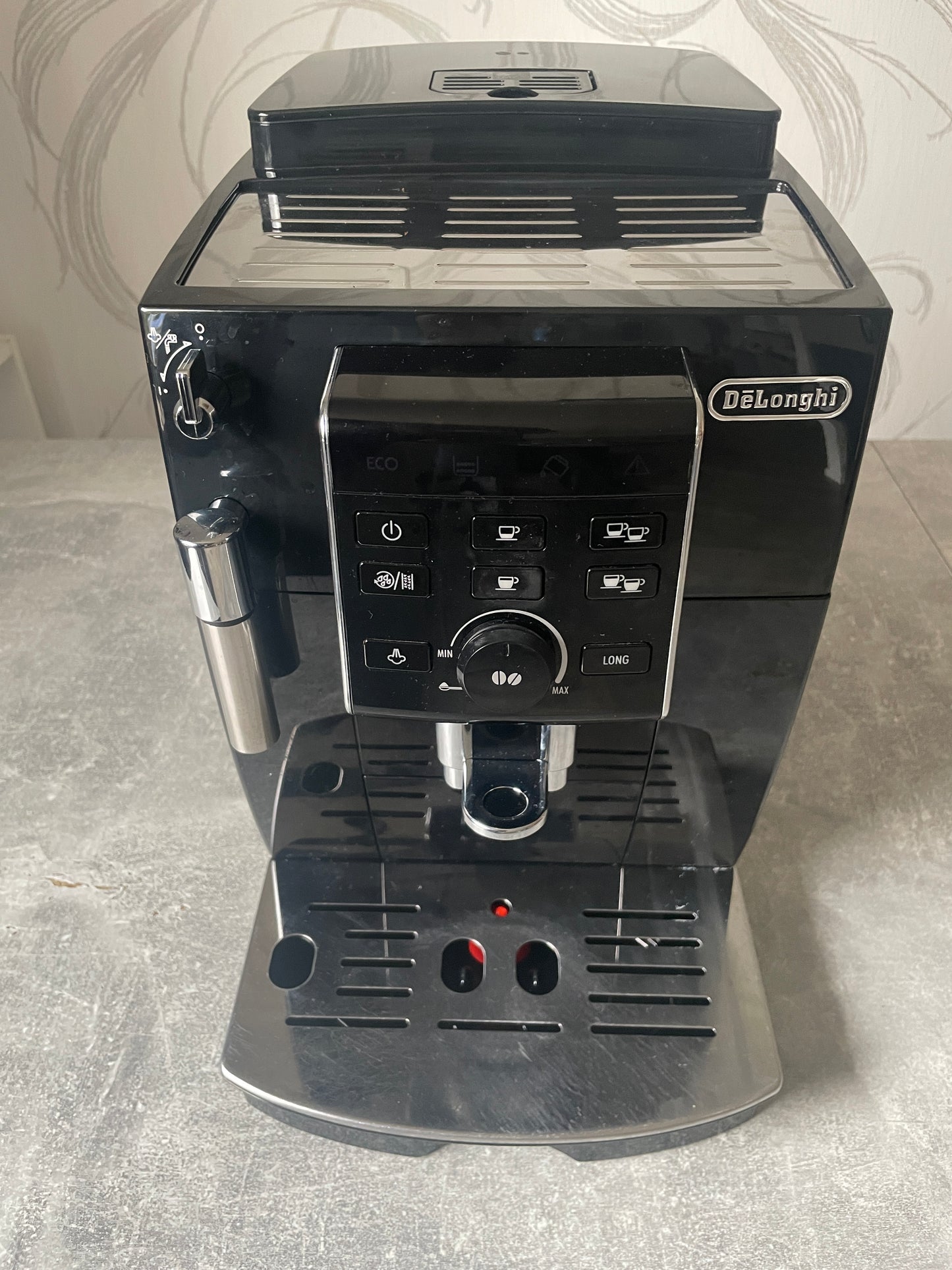 DeLonghi ECAM 13.123 B.