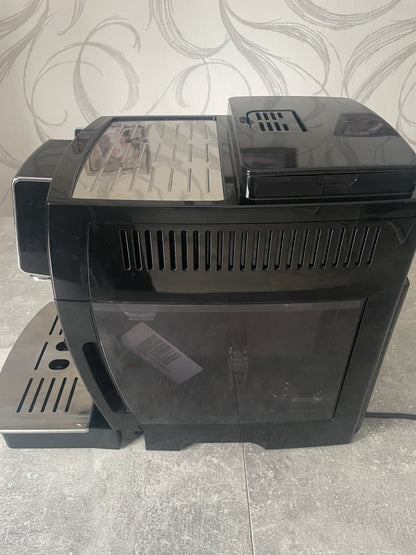 DeLonghi ECAM 23.120 B.
