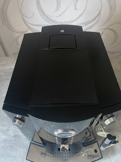 Jura Impressa C60 mit Cappuccinatore