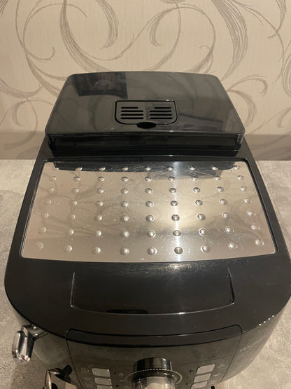 DeLonghi ECAM 21.116 B.